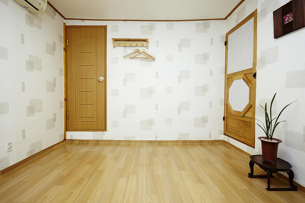 Vine Hanok Guesthouse Seul Cameră foto