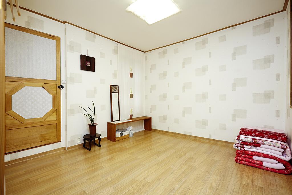 Vine Hanok Guesthouse Seul Cameră foto