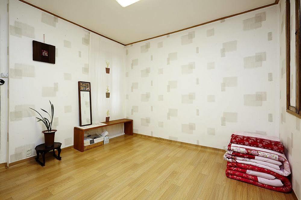 Vine Hanok Guesthouse Seul Exterior foto